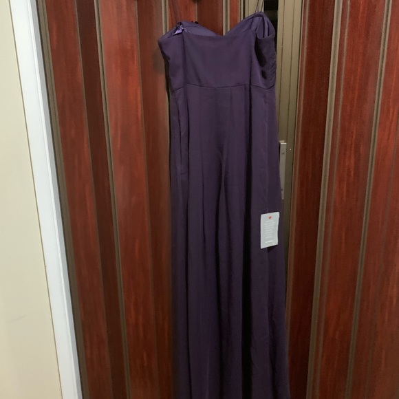 Long strapless Le Chateau dress - Picture 2 of 3